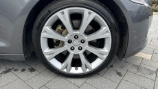 Jaguar XJ 3.0d V6 Portfolio 4dr Auto Diesel Saloon